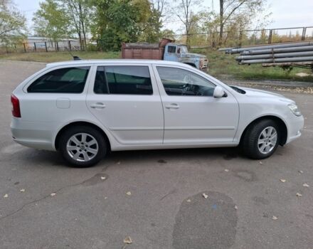 Белый Шкода Октавия, объемом двигателя 1.6 л и пробегом 240 тыс. км за 9200 $, фото 6 на Automoto.ua