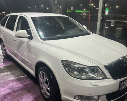 Белый Шкода Октавия, объемом двигателя 1.99 л и пробегом 413 тыс. км за 9250 $, фото 4 на Automoto.ua