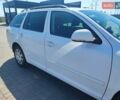 Белый Шкода Октавия, объемом двигателя 1.6 л и пробегом 312 тыс. км за 8200 $, фото 25 на Automoto.ua