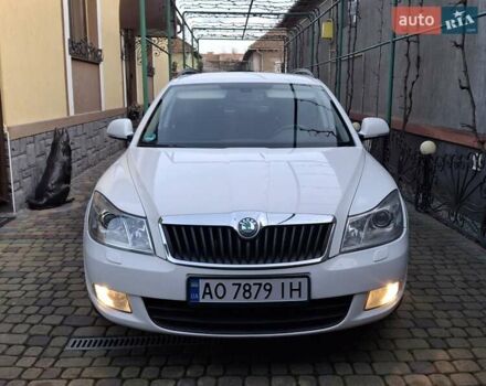 Білий Шкода Октавія, об'ємом двигуна 1.39 л та пробігом 197 тис. км за 7650 $, фото 5 на Automoto.ua