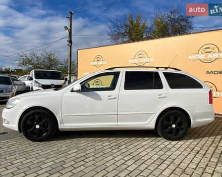 Белый Шкода Октавия, объемом двигателя 1.6 л и пробегом 238 тыс. км за 8200 $, фото 3 на Automoto.ua