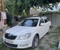 Білий Шкода Октавія, об'ємом двигуна 2 л та пробігом 265 тис. км за 7544 $, фото 1 на Automoto.ua