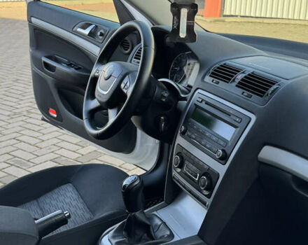 Белый Шкода Октавия, объемом двигателя 1.97 л и пробегом 256 тыс. км за 8550 $, фото 33 на Automoto.ua