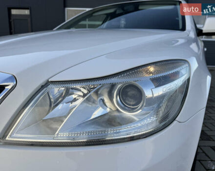 Белый Шкода Октавия, объемом двигателя 1.97 л и пробегом 256 тыс. км за 8550 $, фото 16 на Automoto.ua