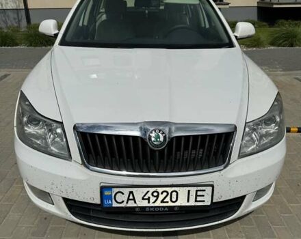 Белый Шкода Октавия, объемом двигателя 1.99 л и пробегом 268 тыс. км за 6700 $, фото 1 на Automoto.ua