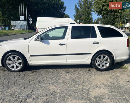Белый Шкода Октавия, объемом двигателя 1.6 л и пробегом 270 тыс. км за 7500 $, фото 5 на Automoto.ua