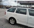Белый Шкода Октавия, объемом двигателя 1.6 л и пробегом 300 тыс. км за 6029 $, фото 5 на Automoto.ua