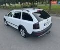 Белый Шкода Октавия, объемом двигателя 2 л и пробегом 261 тыс. км за 10300 $, фото 6 на Automoto.ua