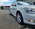 Білий Шкода Октавія, об'ємом двигуна 2 л та пробігом 270 тис. км за 10300 $, фото 3 на Automoto.ua