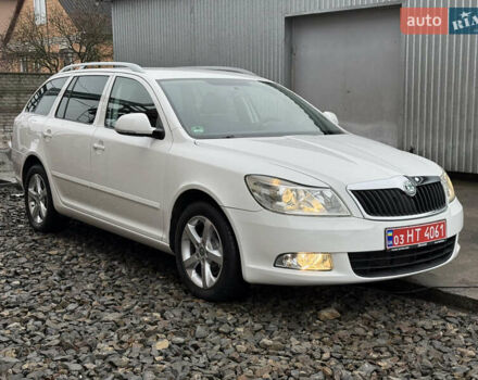 Белый Шкода Октавия, объемом двигателя 1.4 л и пробегом 231 тыс. км за 7000 $, фото 7 на Automoto.ua
