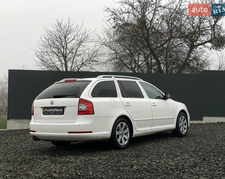 Белый Шкода Октавия, объемом двигателя 1.97 л и пробегом 369 тыс. км за 10999 $, фото 42 на Automoto.ua