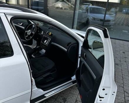Белый Шкода Октавия, объемом двигателя 1.97 л и пробегом 355 тыс. км за 8500 $, фото 26 на Automoto.ua