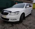 Білий Шкода Октавія, об'ємом двигуна 1.6 л та пробігом 250 тис. км за 8000 $, фото 5 на Automoto.ua