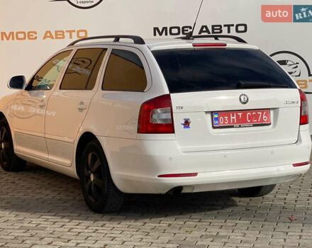 Белый Шкода Октавия, объемом двигателя 1.6 л и пробегом 238 тыс. км за 8200 $, фото 7 на Automoto.ua