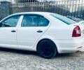 Белый Шкода Октавия, объемом двигателя 1.6 л и пробегом 188 тыс. км за 6800 $, фото 1 на Automoto.ua