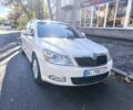 Белый Шкода Октавия, объемом двигателя 1.8 л и пробегом 290 тыс. км за 6999 $, фото 16 на Automoto.ua