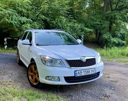 Білий Шкода Октавія, об'ємом двигуна 1.8 л та пробігом 192 тис. км за 8000 $, фото 2 на Automoto.ua
