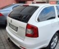 Білий Шкода Октавія, об'ємом двигуна 2 л та пробігом 128 тис. км за 7800 $, фото 1 на Automoto.ua