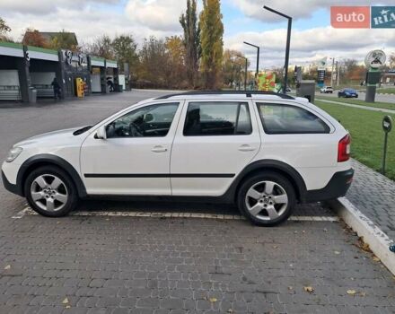 Белый Шкода Октавия, объемом двигателя 1.97 л и пробегом 264 тыс. км за 10500 $, фото 1 на Automoto.ua