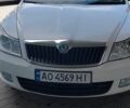 Белый Шкода Октавия, объемом двигателя 2 л и пробегом 300 тыс. км за 6000 $, фото 1 на Automoto.ua