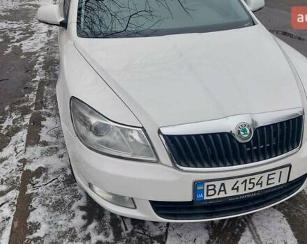 Белый Шкода Октавия, объемом двигателя 2 л и пробегом 350 тыс. км за 8500 $, фото 4 на Automoto.ua
