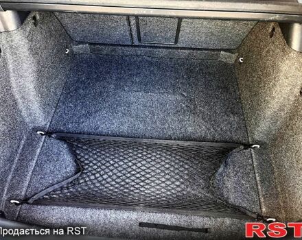 Білий Шкода Октавія, об'ємом двигуна 1.6 л та пробігом 223 тис. км за 7500 $, фото 5 на Automoto.ua