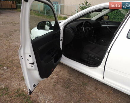 Белый Шкода Октавия, объемом двигателя 1.6 л и пробегом 200 тыс. км за 6500 $, фото 6 на Automoto.ua