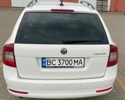 Білий Шкода Октавія, об'ємом двигуна 1.97 л та пробігом 255 тис. км за 10000 $, фото 4 на Automoto.ua