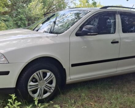 Белый Шкода Октавия, объемом двигателя 1.6 л и пробегом 240 тыс. км за 6850 $, фото 19 на Automoto.ua