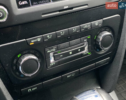 Белый Шкода Октавия, объемом двигателя 1.97 л и пробегом 369 тыс. км за 10999 $, фото 70 на Automoto.ua