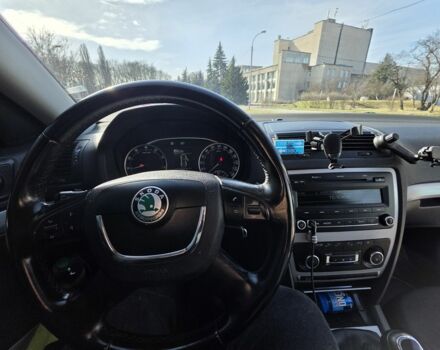 Белый Шкода Октавия, объемом двигателя 1.8 л и пробегом 293 тыс. км за 7999 $, фото 9 на Automoto.ua