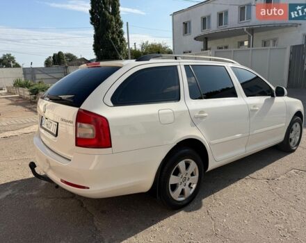 Белый Шкода Октавия, объемом двигателя 1.97 л и пробегом 323 тыс. км за 8500 $, фото 2 на Automoto.ua