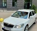 Белый Шкода Октавия, объемом двигателя 2 л и пробегом 170 тыс. км за 9500 $, фото 1 на Automoto.ua