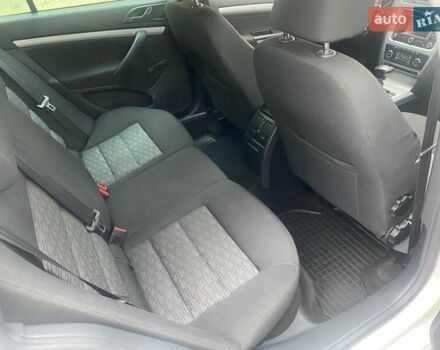 Білий Шкода Октавія, об'ємом двигуна 1.4 л та пробігом 236 тис. км за 8200 $, фото 9 на Automoto.ua