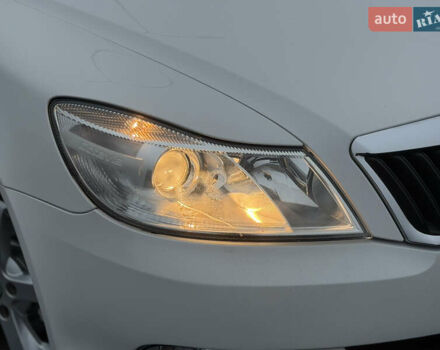 Белый Шкода Октавия, объемом двигателя 1.4 л и пробегом 179 тыс. км за 8555 $, фото 10 на Automoto.ua