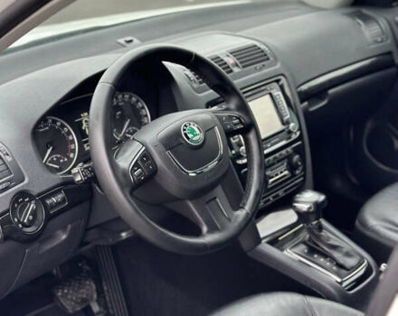 Белый Шкода Октавия, объемом двигателя 2 л и пробегом 217 тыс. км за 9999 $, фото 32 на Automoto.ua