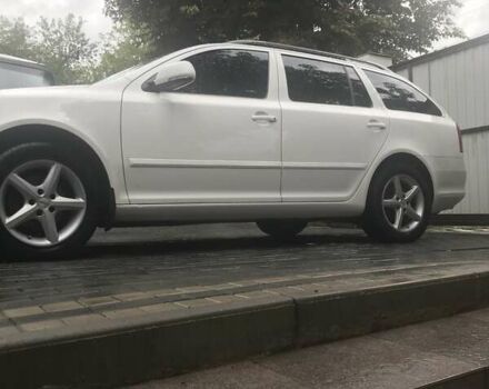 Белый Шкода Октавия, объемом двигателя 1.8 л и пробегом 193 тыс. км за 8000 $, фото 10 на Automoto.ua