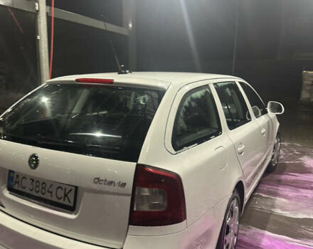 Белый Шкода Октавия, объемом двигателя 1.99 л и пробегом 413 тыс. км за 9250 $, фото 5 на Automoto.ua