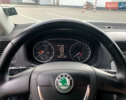 Белый Шкода Октавия, объемом двигателя 1.2 л и пробегом 188 тыс. км за 7100 $, фото 8 на Automoto.ua