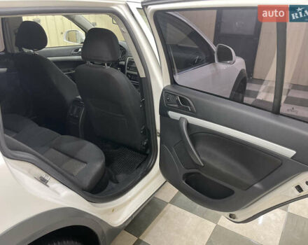 Белый Шкода Октавия, объемом двигателя 1.97 л и пробегом 304 тыс. км за 10100 $, фото 14 на Automoto.ua