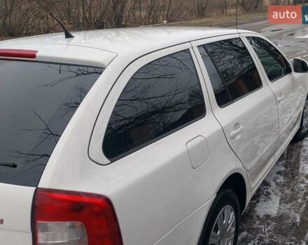 Белый Шкода Октавия, объемом двигателя 2 л и пробегом 350 тыс. км за 8500 $, фото 9 на Automoto.ua
