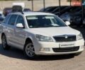 Белый Шкода Октавия, объемом двигателя 1.6 л и пробегом 211 тыс. км за 8500 $, фото 1 на Automoto.ua