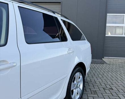 Белый Шкода Октавия, объемом двигателя 1.97 л и пробегом 256 тыс. км за 8550 $, фото 9 на Automoto.ua