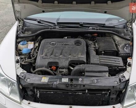 Белый Шкода Октавия, объемом двигателя 1.97 л и пробегом 275 тыс. км за 10200 $, фото 7 на Automoto.ua