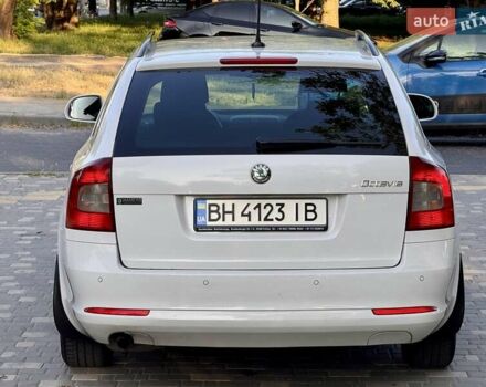Белый Шкода Октавия, объемом двигателя 1.2 л и пробегом 167 тыс. км за 6999 $, фото 7 на Automoto.ua