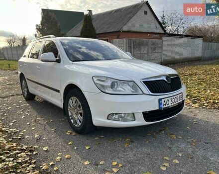 Белый Шкода Октавия, объемом двигателя 1.6 л и пробегом 270 тыс. км за 6700 $, фото 1 на Automoto.ua