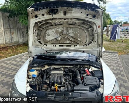 Белый Шкода Октавия, объемом двигателя 1.6 л и пробегом 270 тыс. км за 5999 $, фото 9 на Automoto.ua