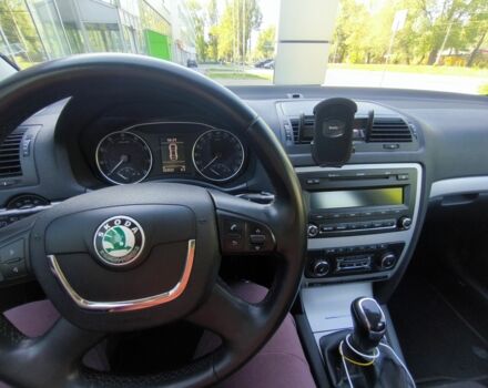 Шкода Октавия 2012 в Кременчуге на Automoto.ua Белый Шкода Октавия, объемом двигателя 1.8 л и пробегом 280 тыс. км за 7200 $, фото 1 на Automoto.ua
