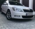 Белый Шкода Октавия, объемом двигателя 1.8 л и пробегом 193 тыс. км за 8000 $, фото 1 на Automoto.ua