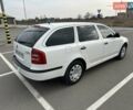 Білий Шкода Октавія, об'ємом двигуна 1.6 л та пробігом 280 тис. км за 5700 $, фото 4 на Automoto.ua